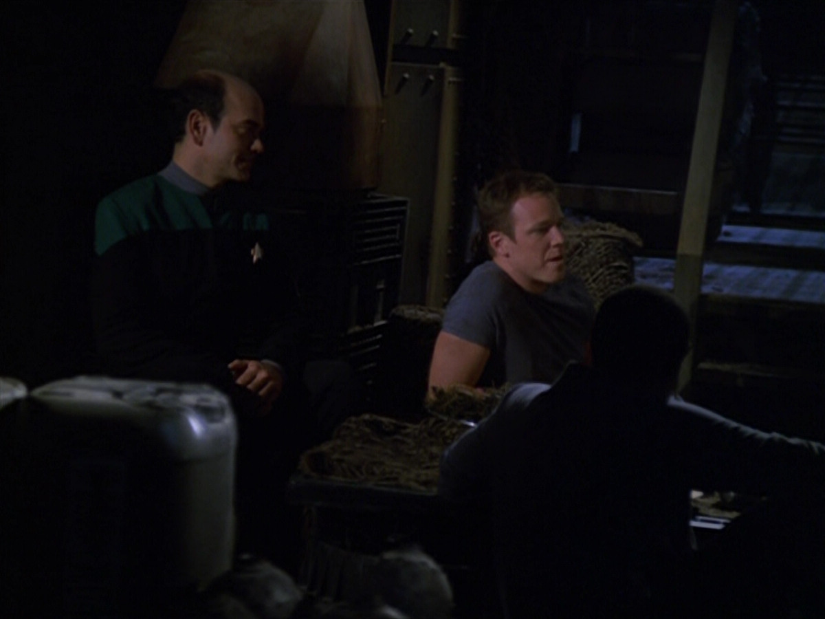 extant_StarTrek_VOY_5x13-Gravity_01465.jpg