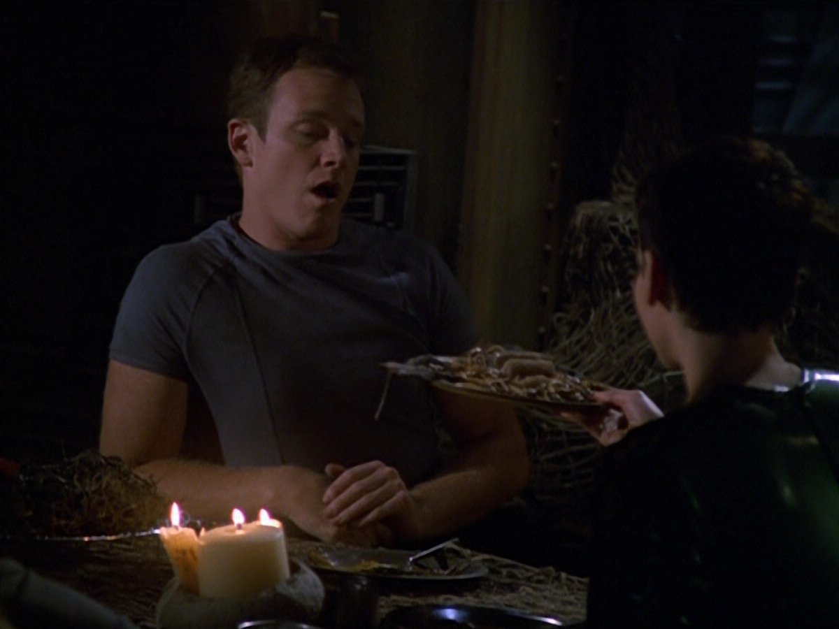 extant_StarTrek_VOY_5x13-Gravity_01521.jpg