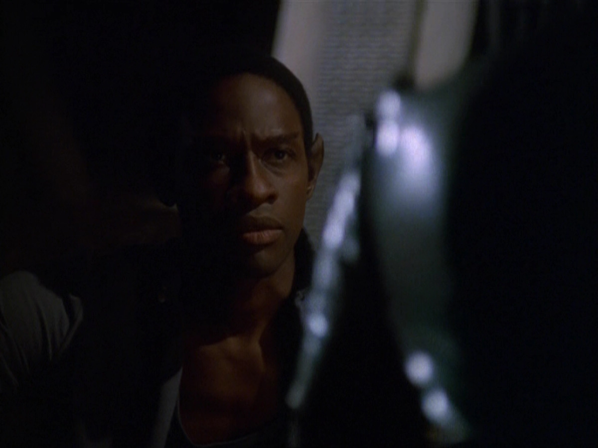 extant_StarTrek_VOY_5x13-Gravity_01527.jpg