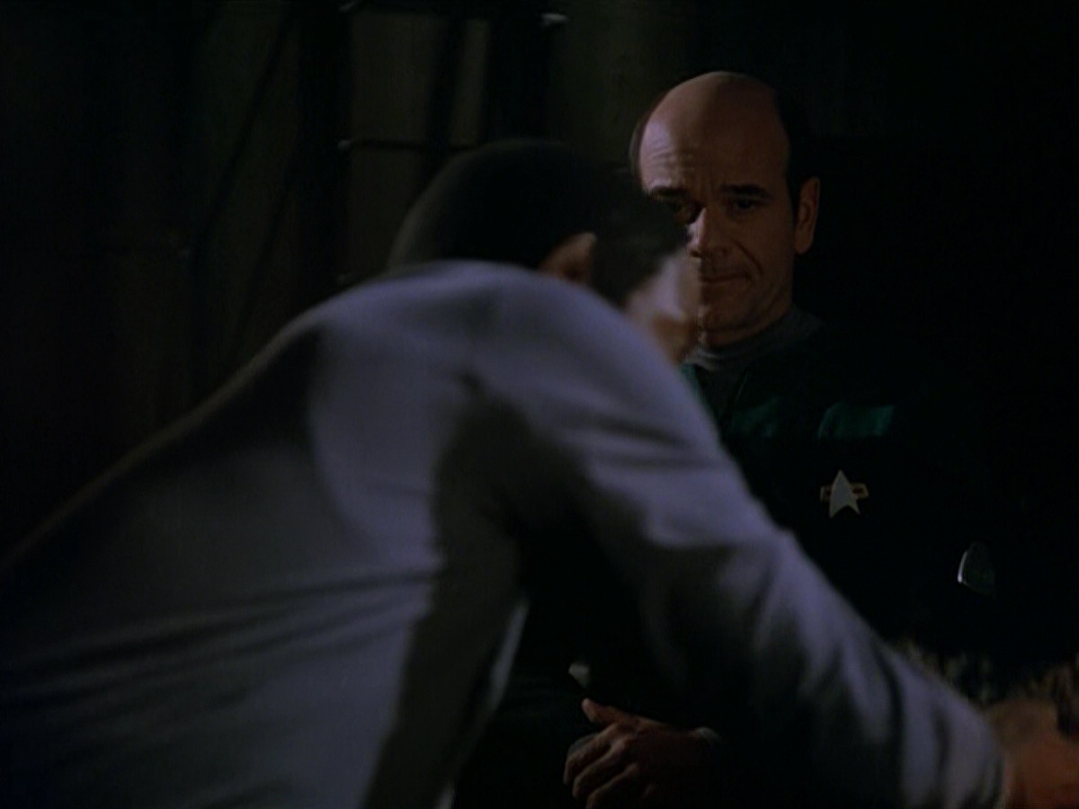 extant_StarTrek_VOY_5x13-Gravity_01532.jpg