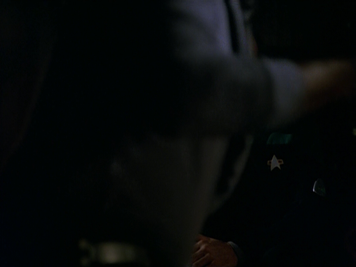 extant_StarTrek_VOY_5x13-Gravity_01533.jpg