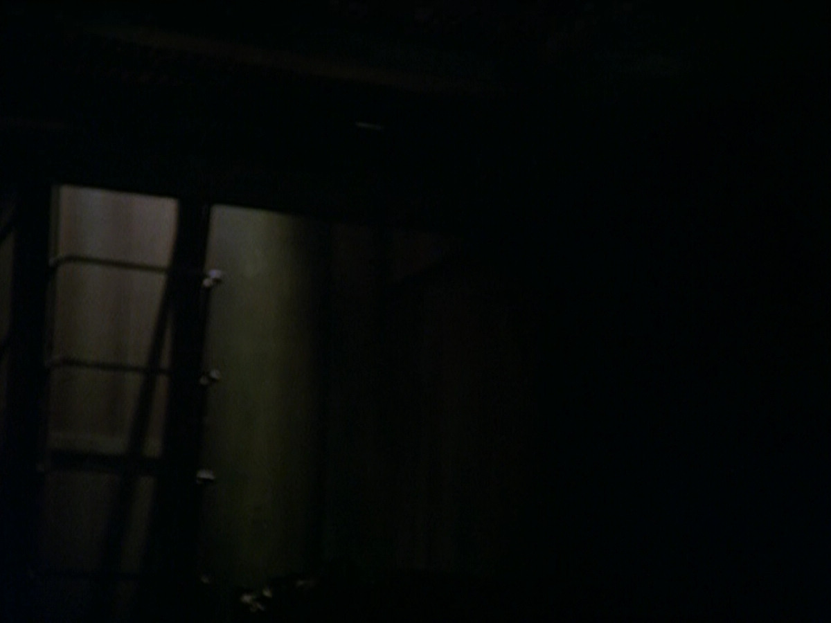 extant_StarTrek_VOY_5x13-Gravity_01552.jpg