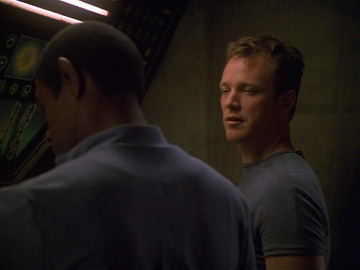 extant_StarTrek_VOY_5x13-Gravity_01578.jpg