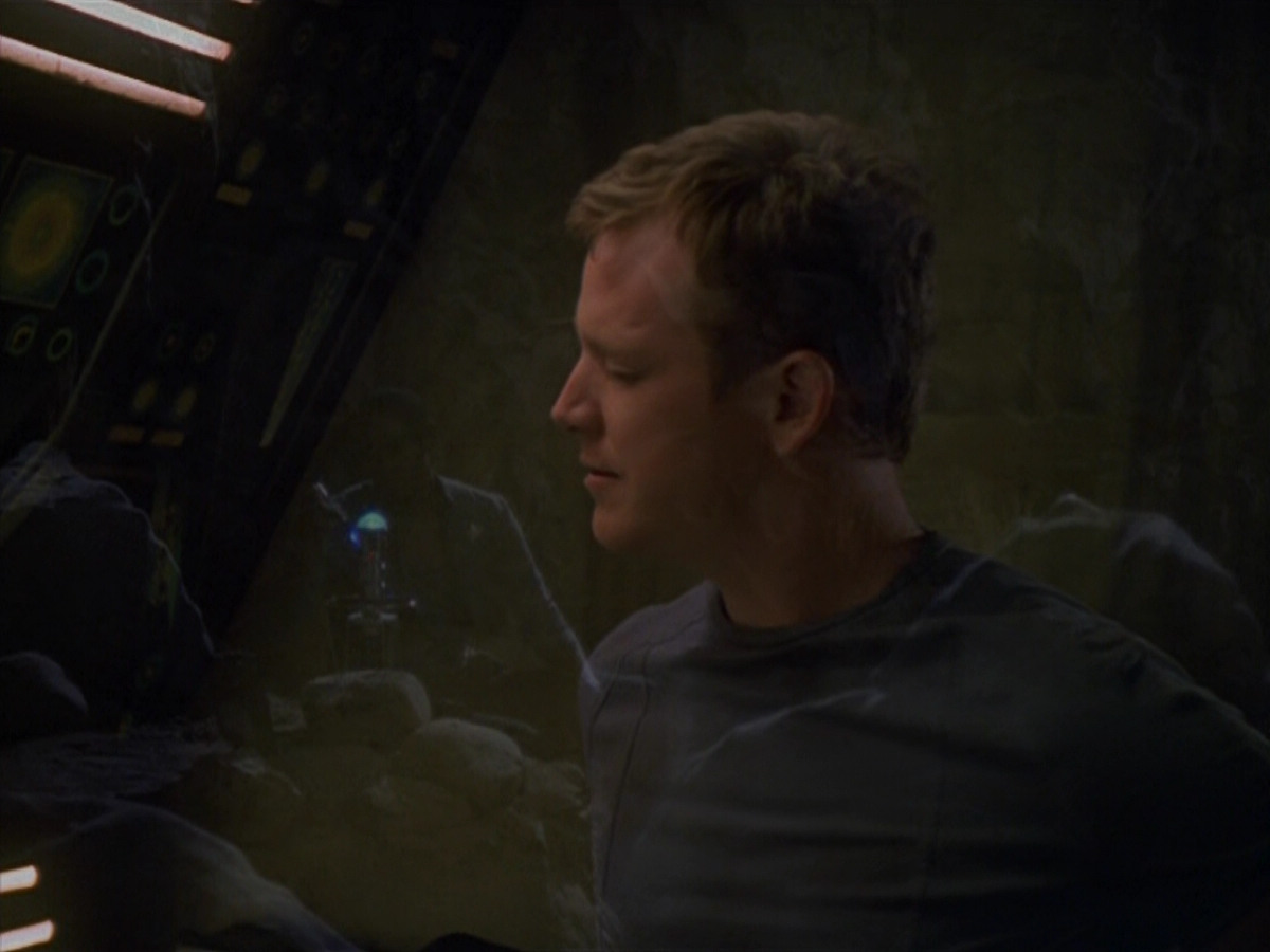 extant_StarTrek_VOY_5x13-Gravity_01621.jpg