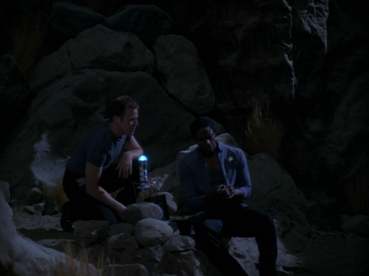 extant_StarTrek_VOY_5x13-Gravity_01701.jpg