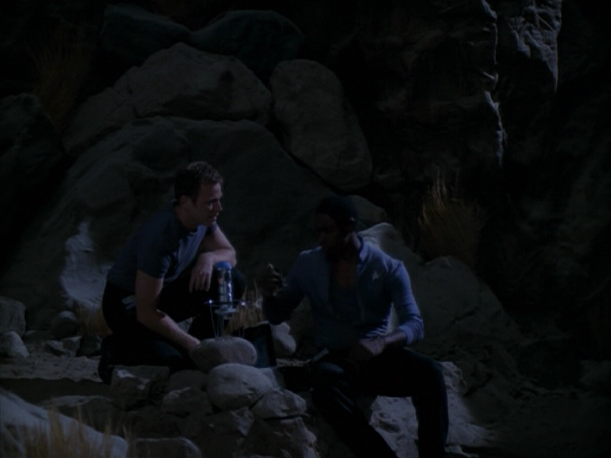 extant_StarTrek_VOY_5x13-Gravity_01706.jpg