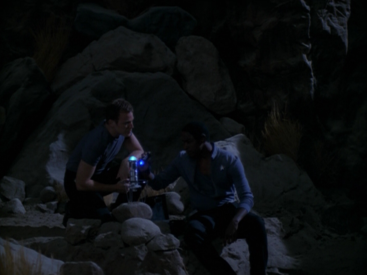 extant_StarTrek_VOY_5x13-Gravity_01712.jpg