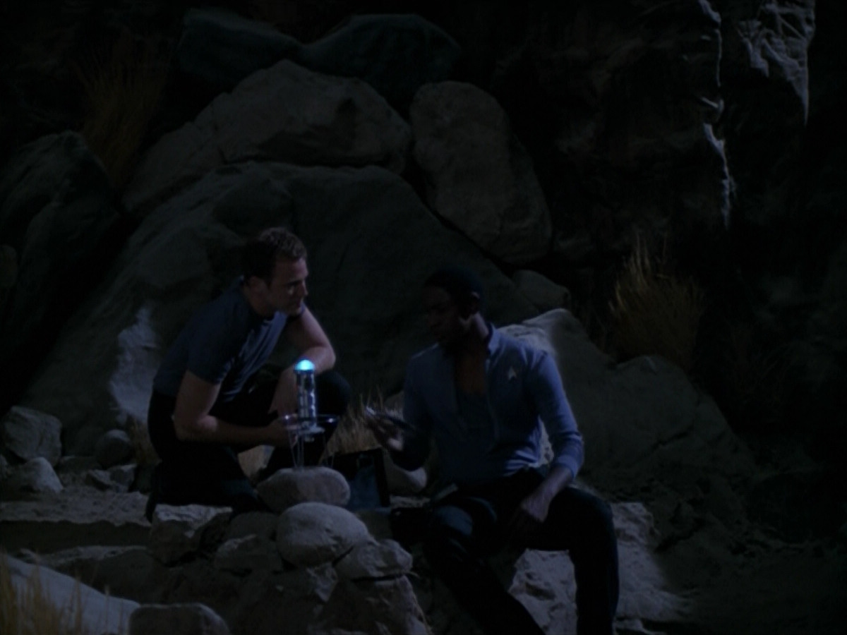 extant_StarTrek_VOY_5x13-Gravity_01714.jpg