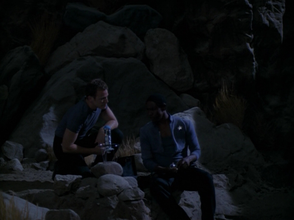 extant_StarTrek_VOY_5x13-Gravity_01715.jpg