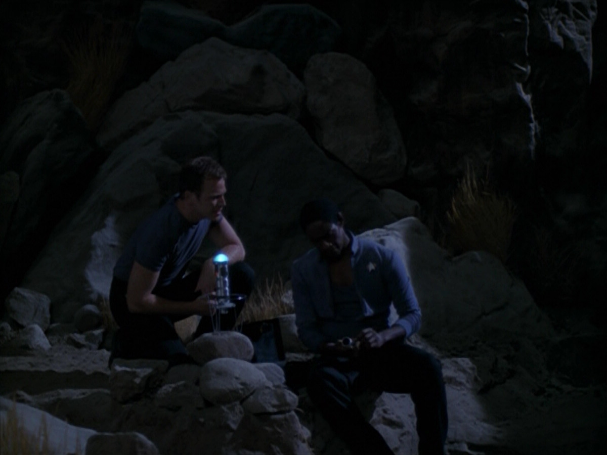 extant_StarTrek_VOY_5x13-Gravity_01720.jpg