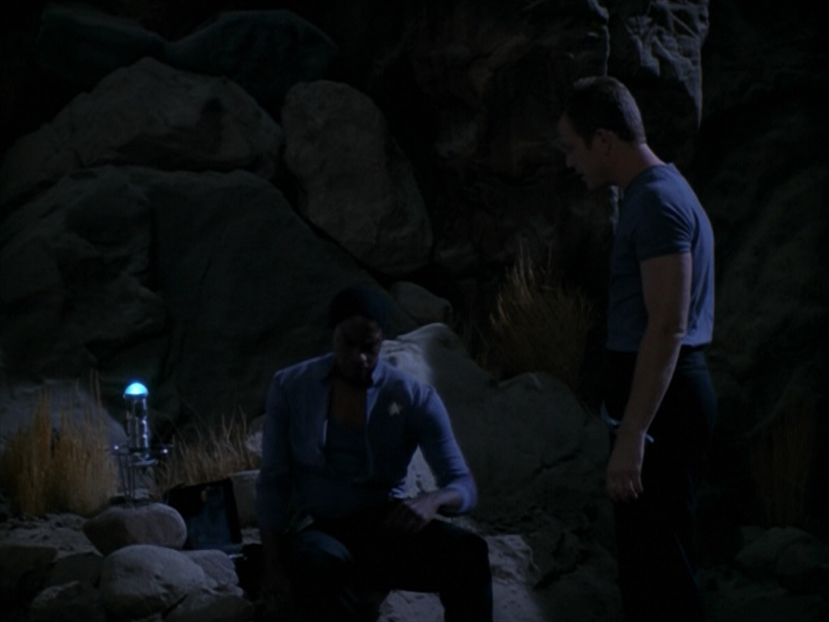 extant_StarTrek_VOY_5x13-Gravity_01740.jpg