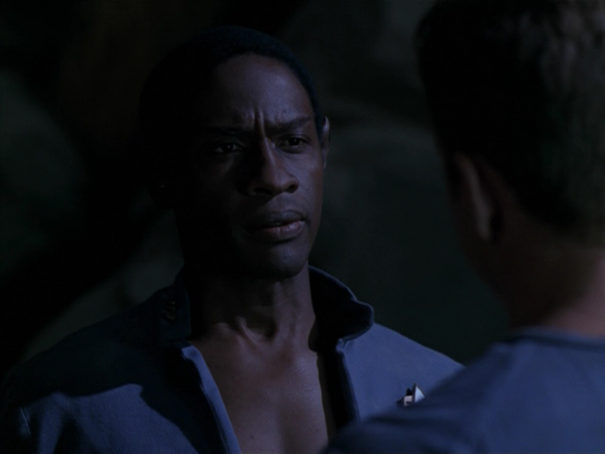 extant_StarTrek_VOY_5x13-Gravity_01779.jpg