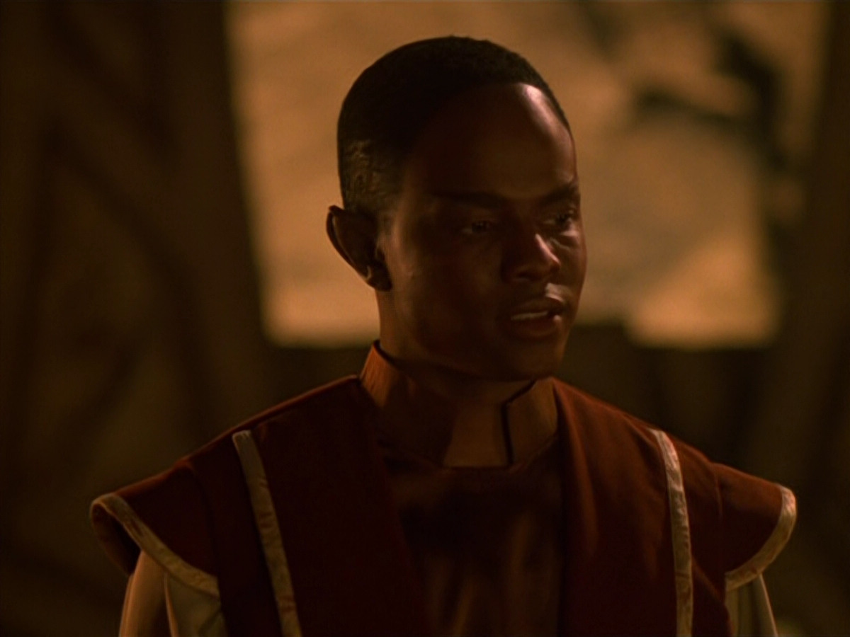extant_StarTrek_VOY_5x13-Gravity_01902.jpg