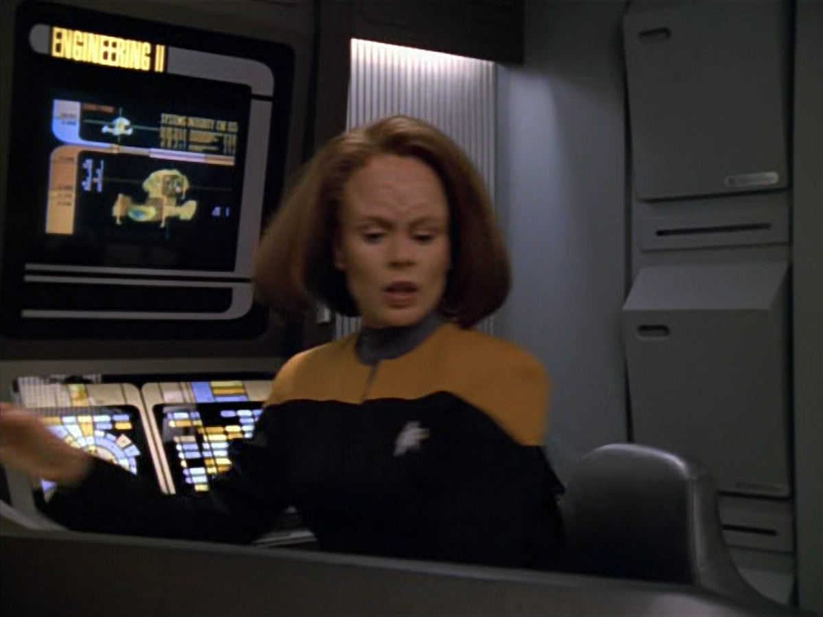extant_StarTrek_VOY_5x13-Gravity_02013.jpg