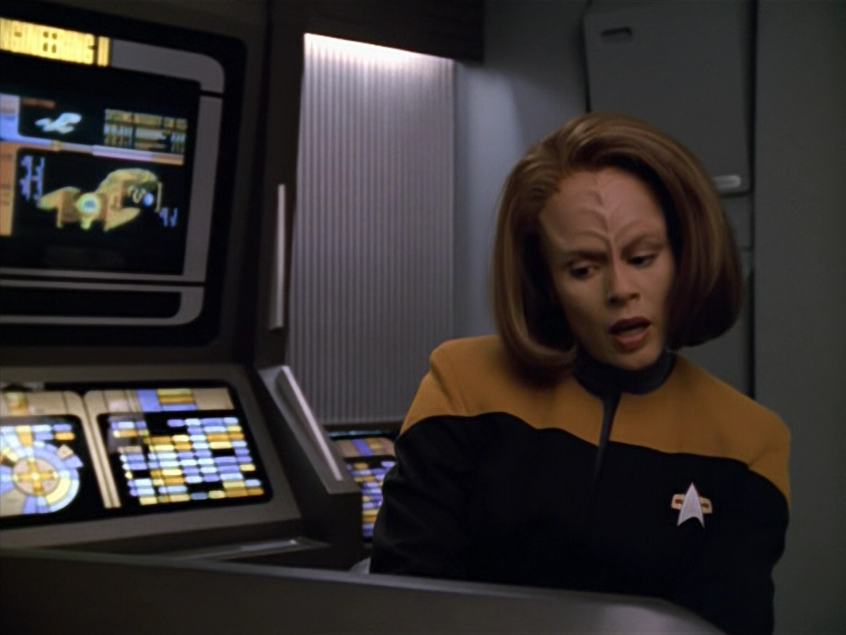 extant_StarTrek_VOY_5x13-Gravity_02014.jpg