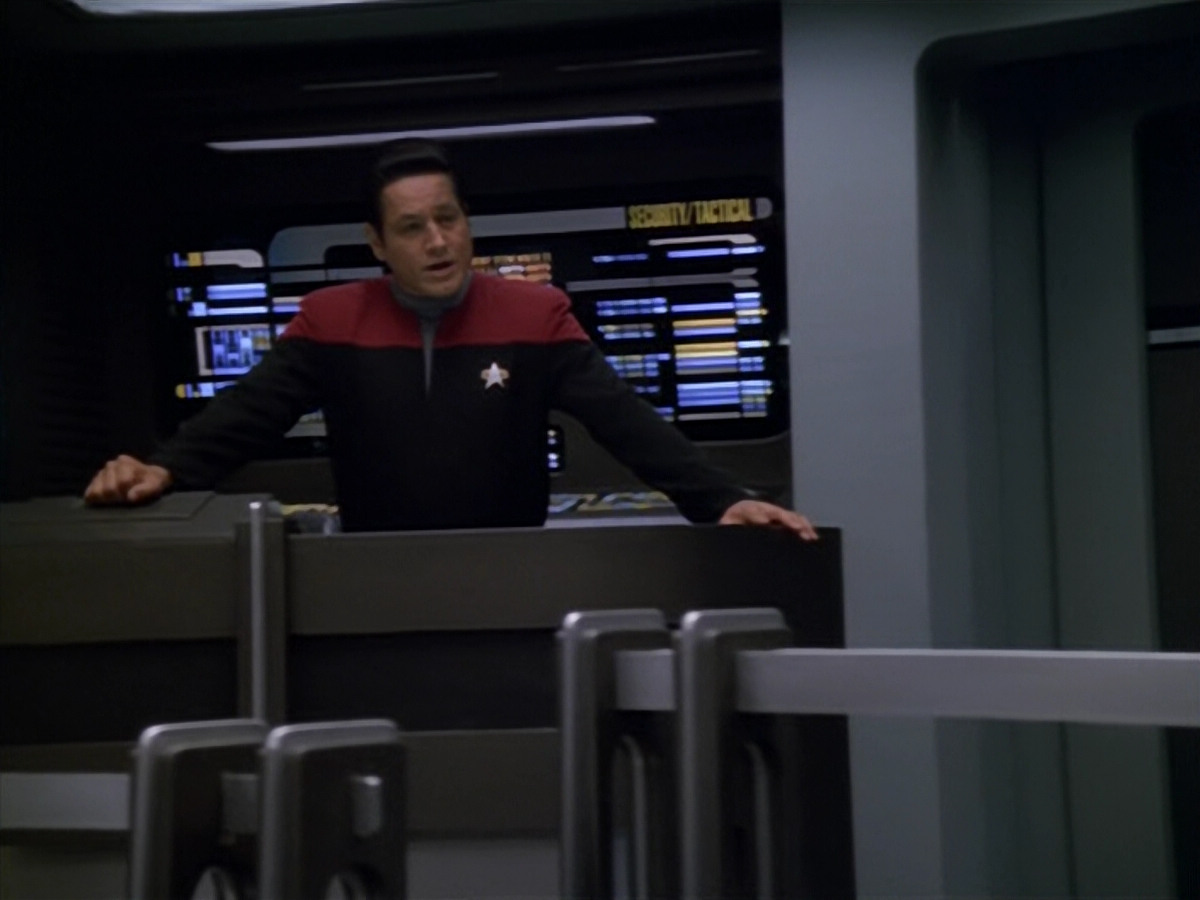 extant_StarTrek_VOY_5x13-Gravity_02018.jpg