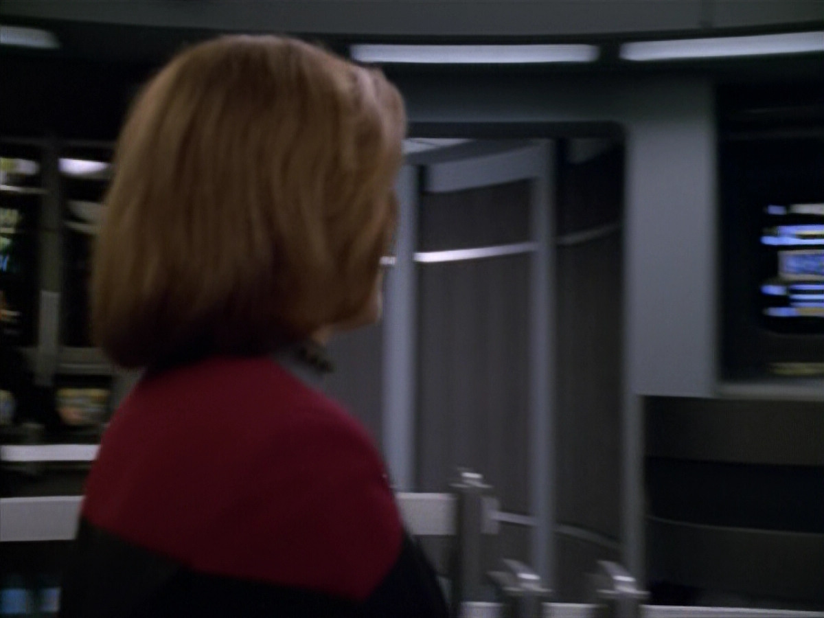 extant_StarTrek_VOY_5x13-Gravity_02026.jpg