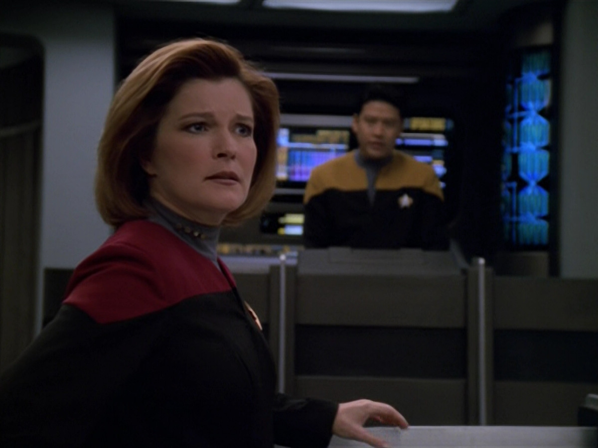 extant_StarTrek_VOY_5x13-Gravity_02031.jpg
