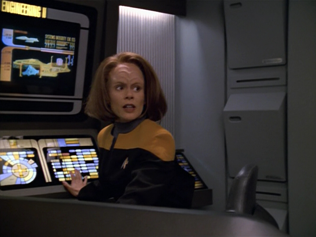 extant_StarTrek_VOY_5x13-Gravity_02041.jpg