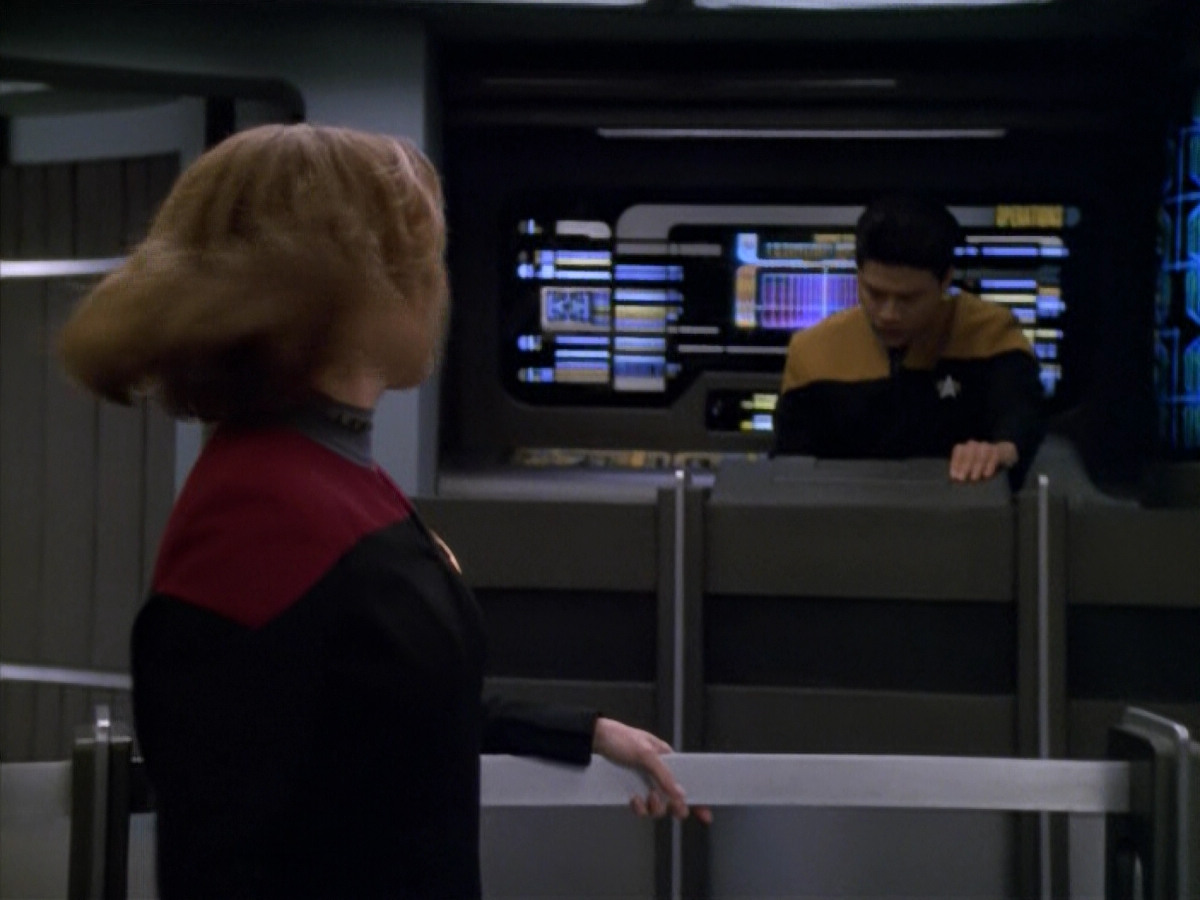 extant_StarTrek_VOY_5x13-Gravity_02042.jpg