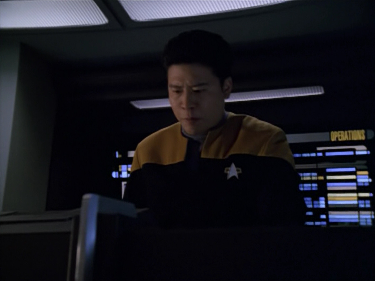 extant_StarTrek_VOY_5x13-Gravity_02060.jpg