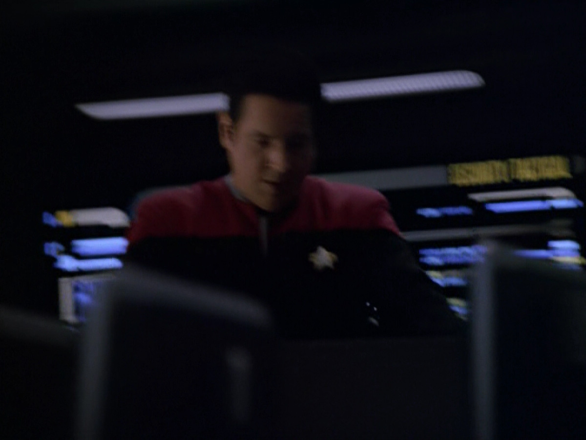 extant_StarTrek_VOY_5x13-Gravity_02064.jpg
