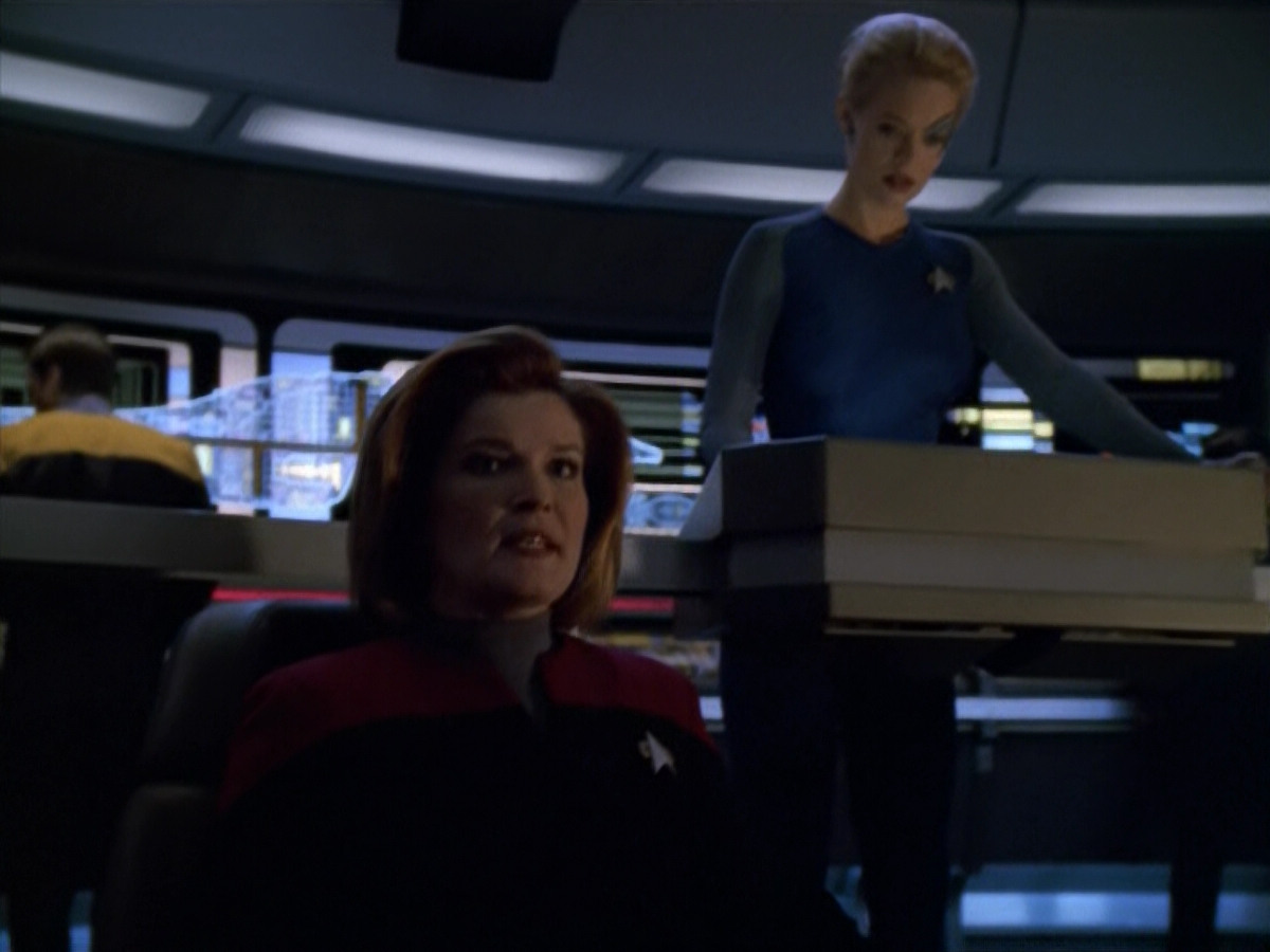 extant_StarTrek_VOY_5x13-Gravity_02073.jpg