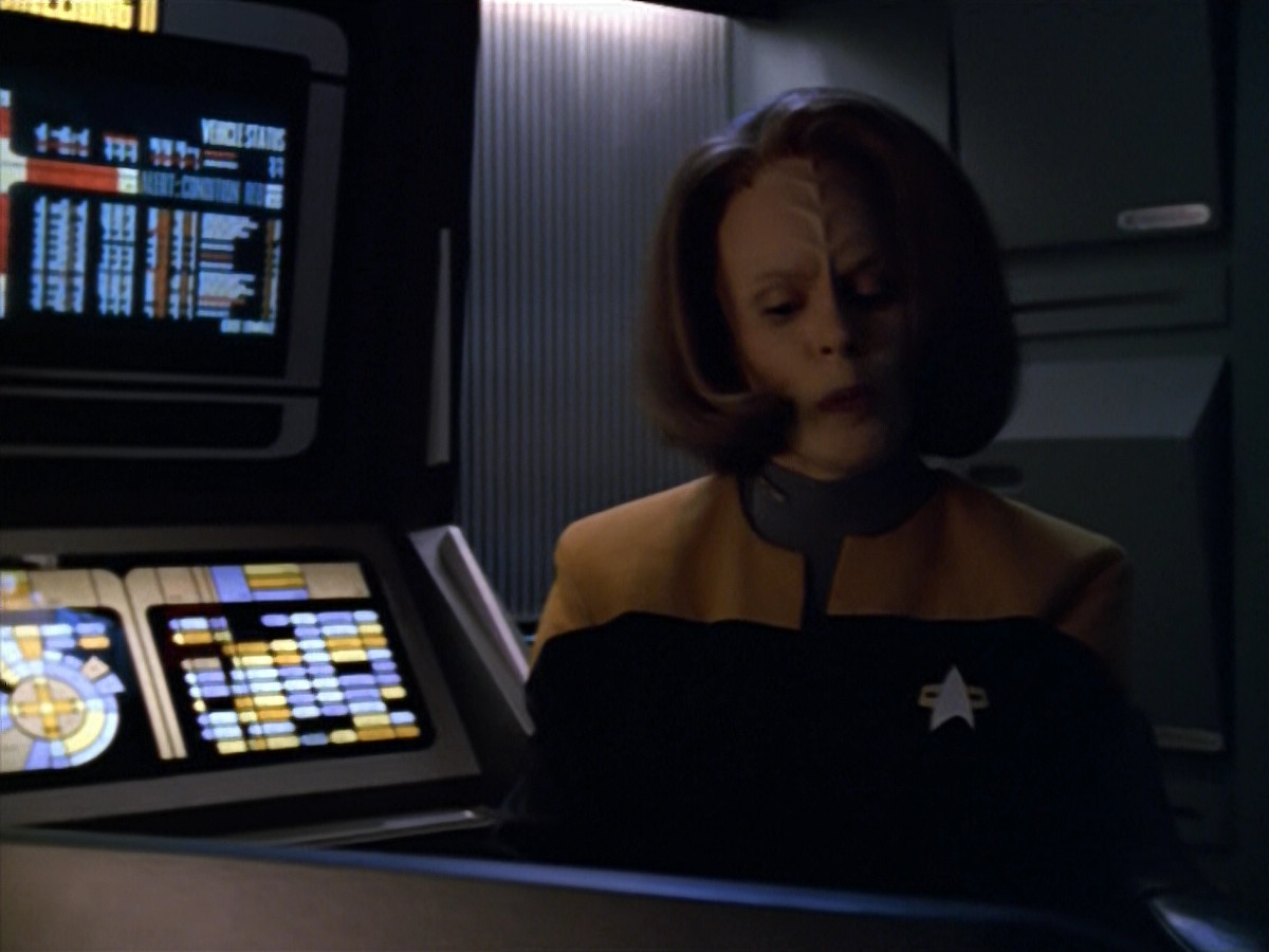 extant_StarTrek_VOY_5x13-Gravity_02080.jpg