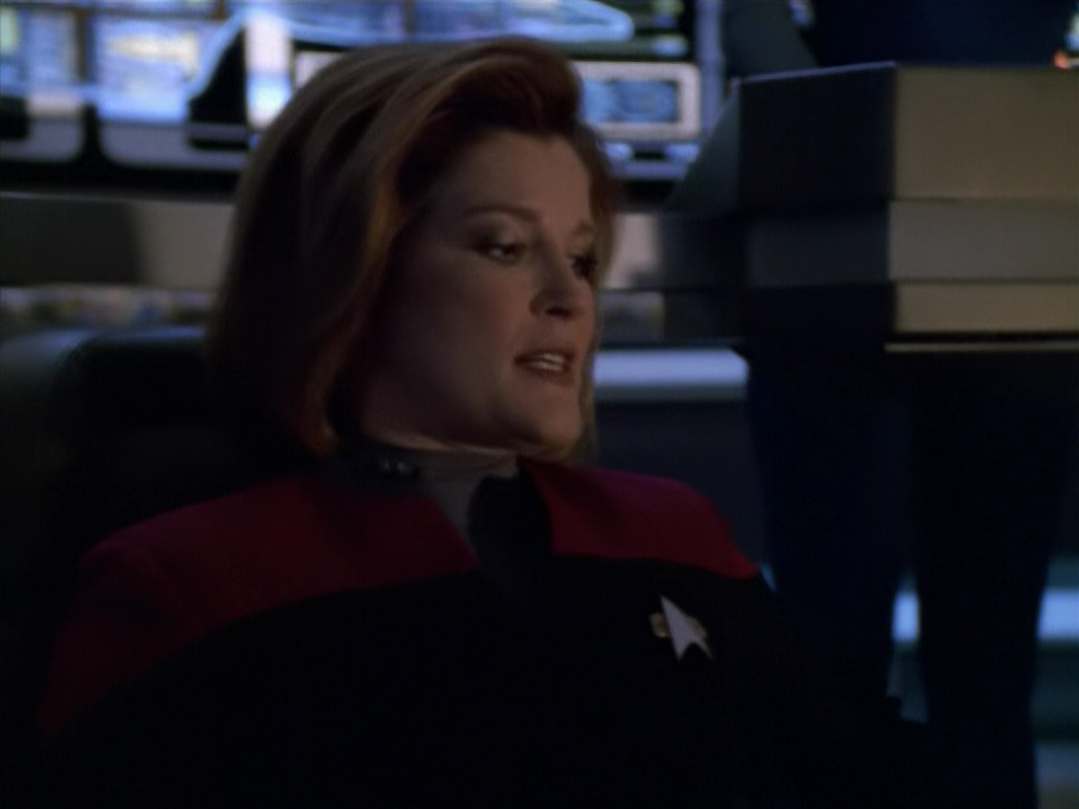 extant_StarTrek_VOY_5x13-Gravity_02083.jpg