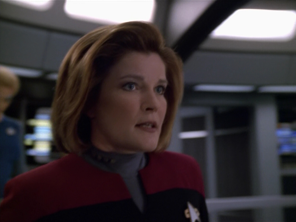 extant_StarTrek_VOY_5x13-Gravity_02107.jpg