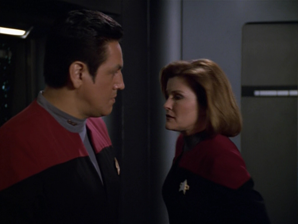 extant_StarTrek_VOY_5x13-Gravity_02158.jpg