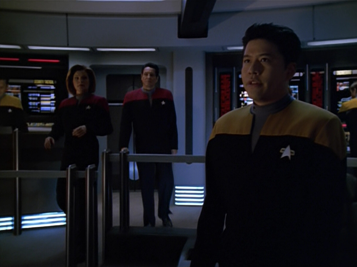extant_StarTrek_VOY_5x13-Gravity_02188.jpg
