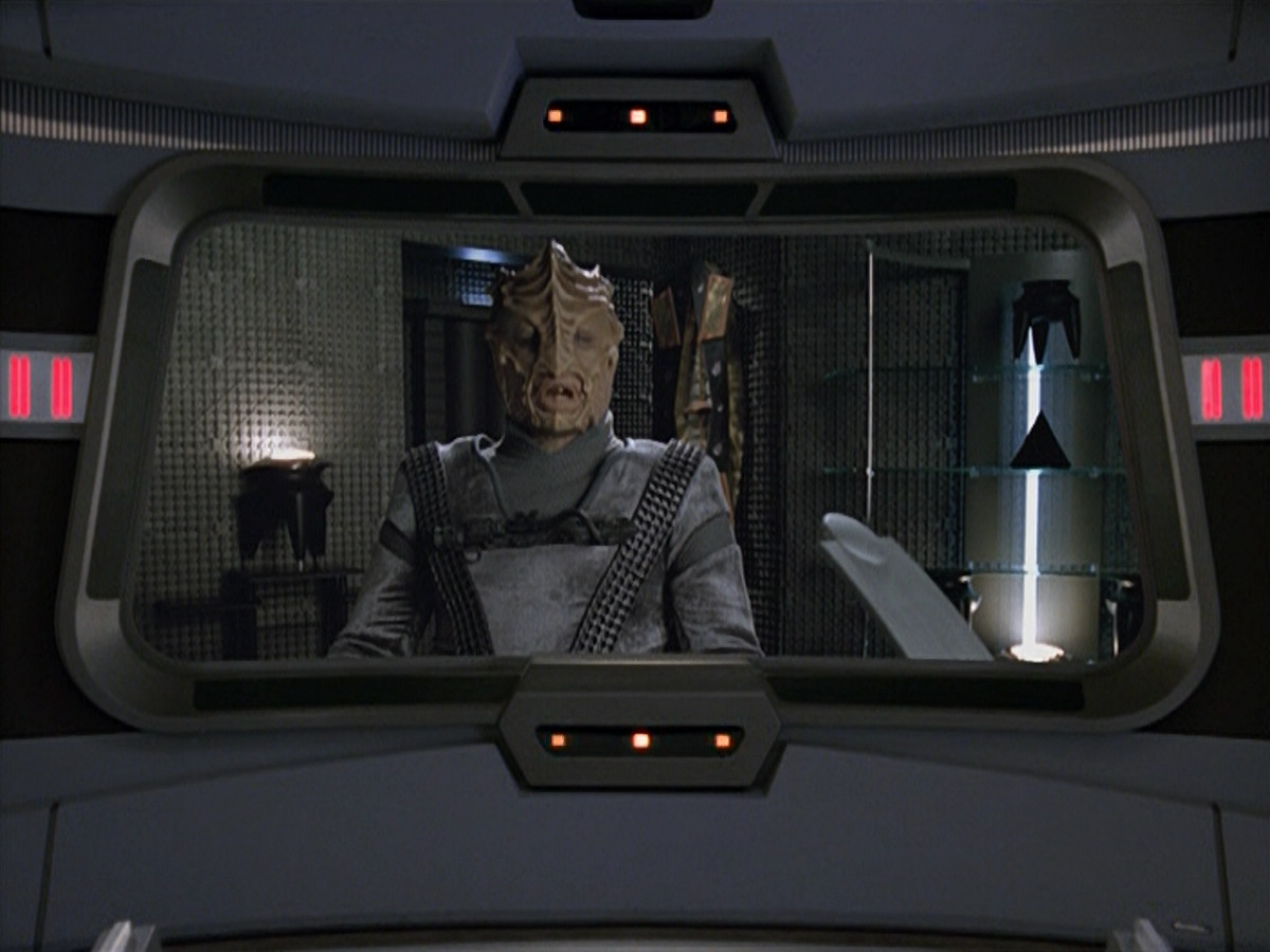 extant_StarTrek_VOY_5x13-Gravity_02191.jpg