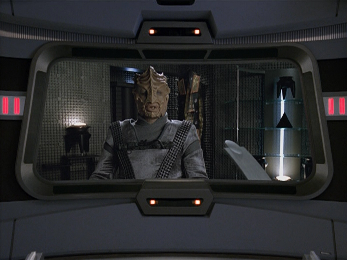 extant_StarTrek_VOY_5x13-Gravity_02193.jpg