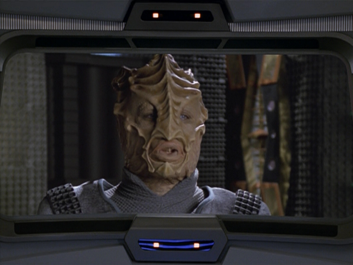 extant_StarTrek_VOY_5x13-Gravity_02212.jpg