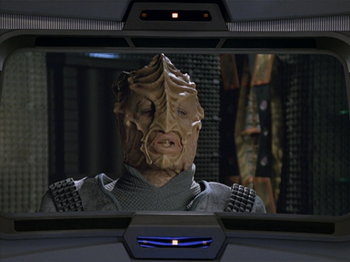 extant_StarTrek_VOY_5x13-Gravity_02224.jpg