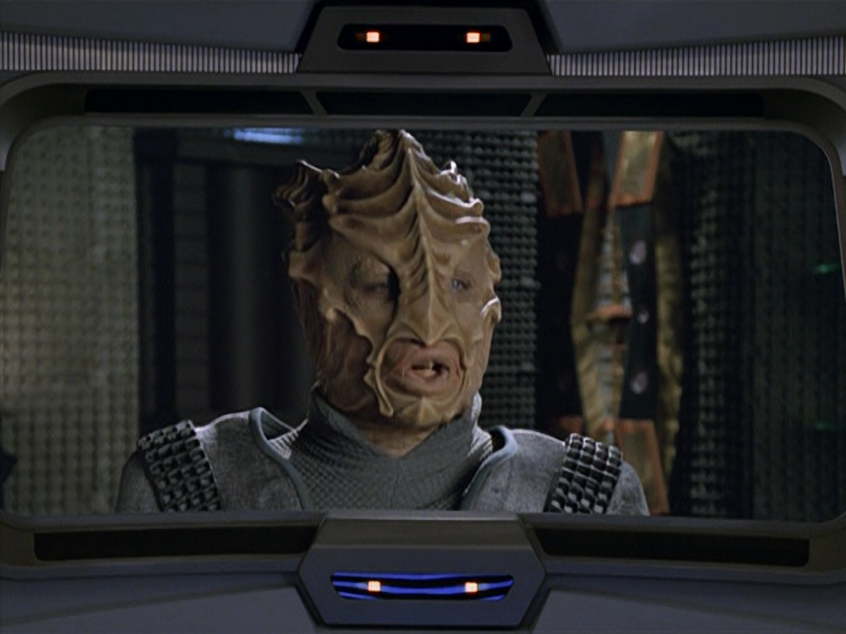 extant_StarTrek_VOY_5x13-Gravity_02264.jpg