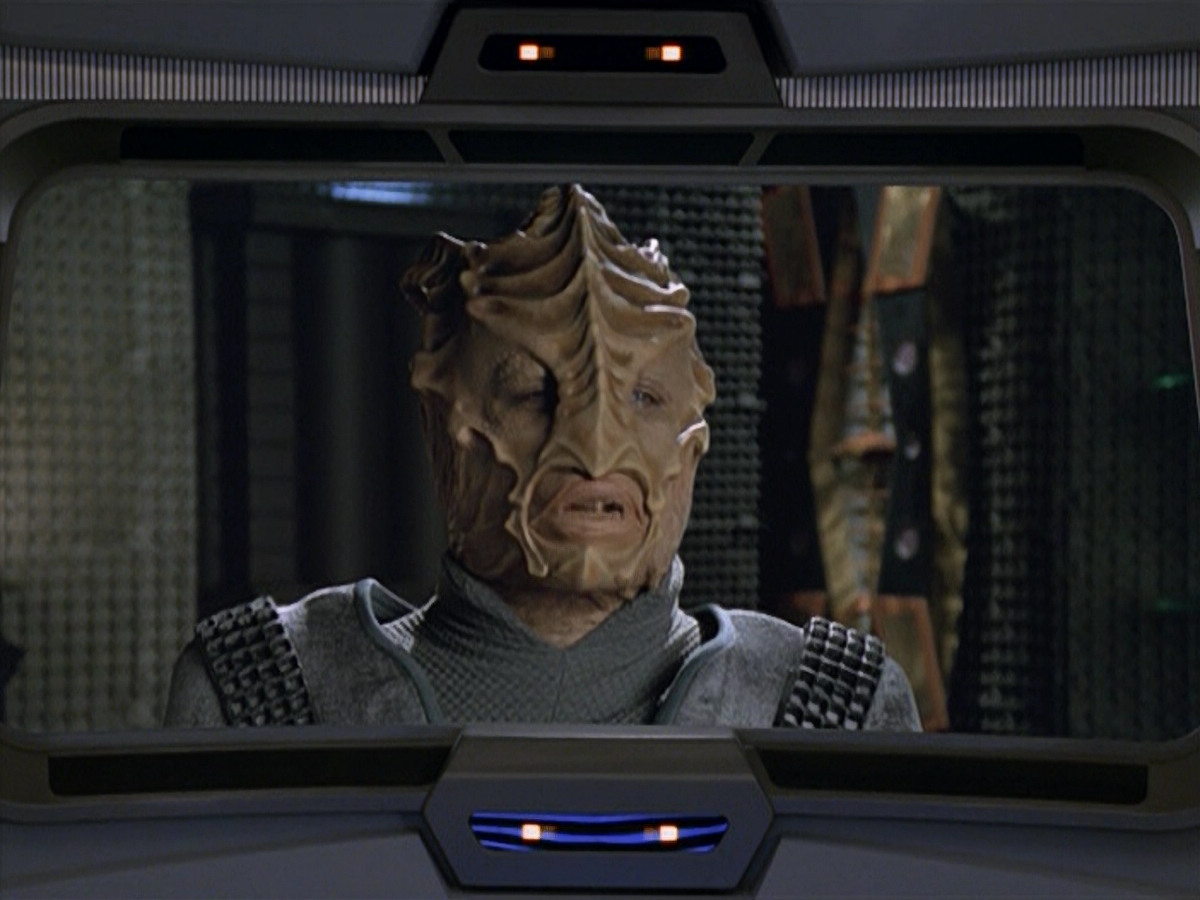 extant_StarTrek_VOY_5x13-Gravity_02268.jpg