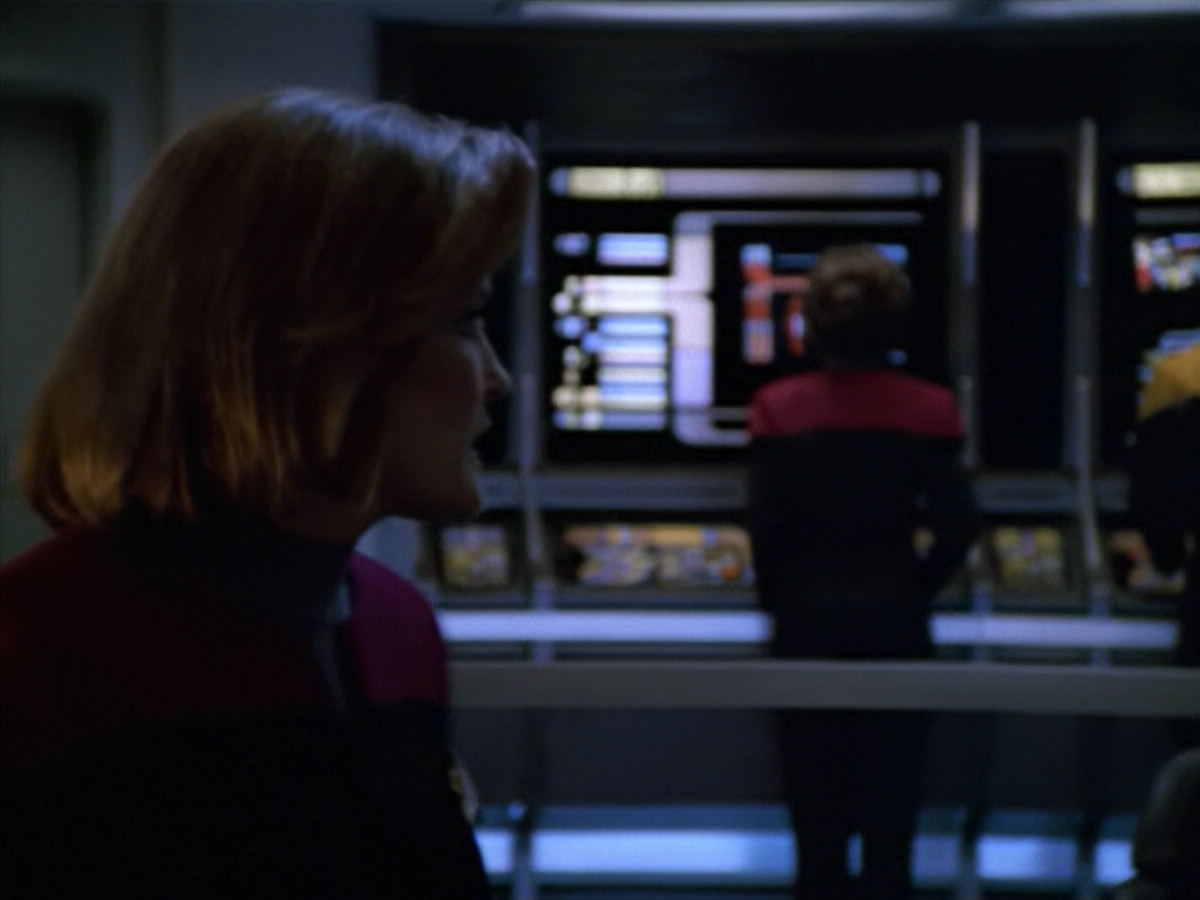 extant_StarTrek_VOY_5x13-Gravity_02280.jpg