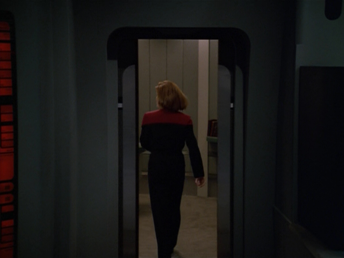 extant_StarTrek_VOY_5x13-Gravity_02287.jpg