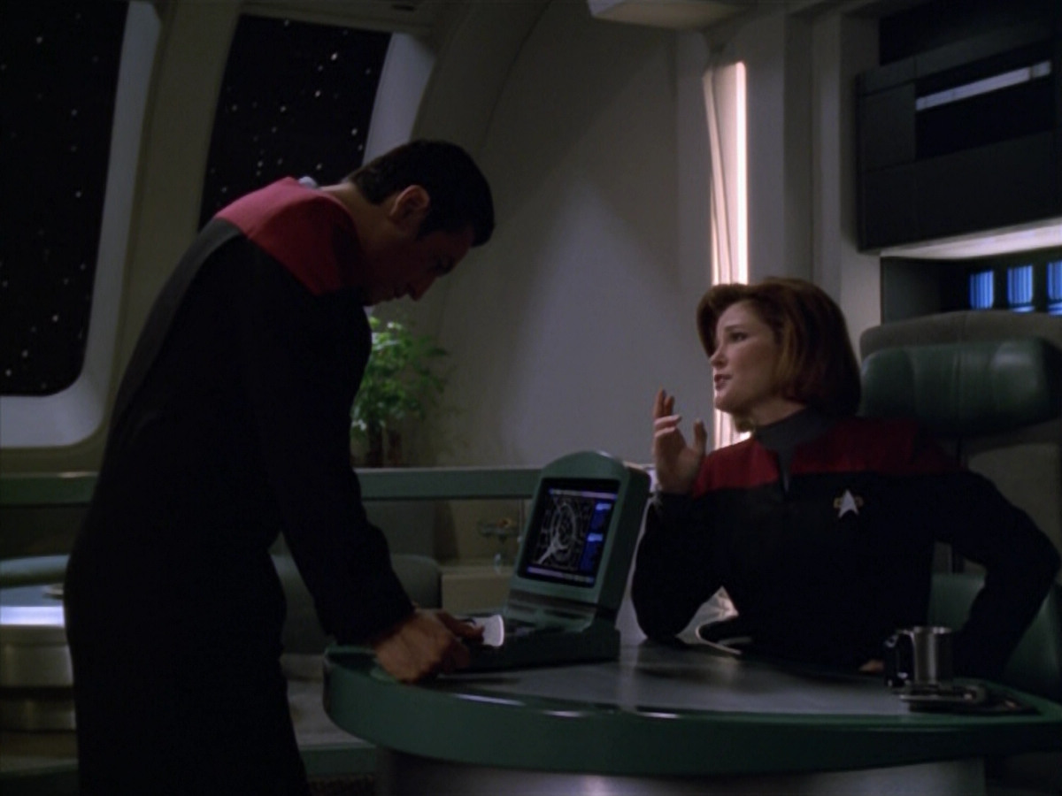 extant_StarTrek_VOY_5x13-Gravity_02307.jpg