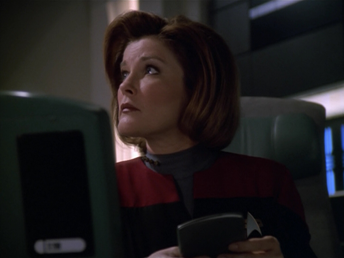 extant_StarTrek_VOY_5x13-Gravity_02339.jpg