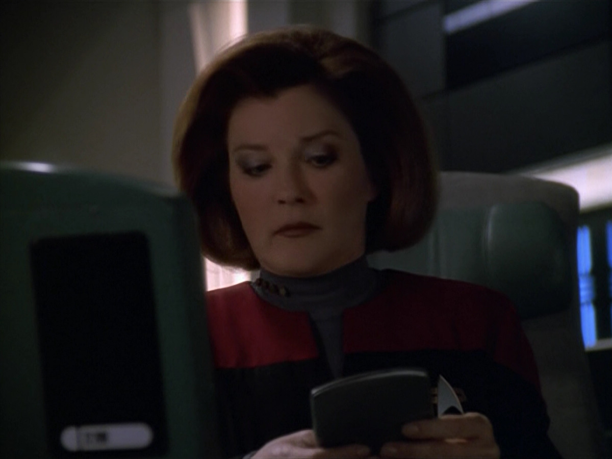 extant_StarTrek_VOY_5x13-Gravity_02340.jpg