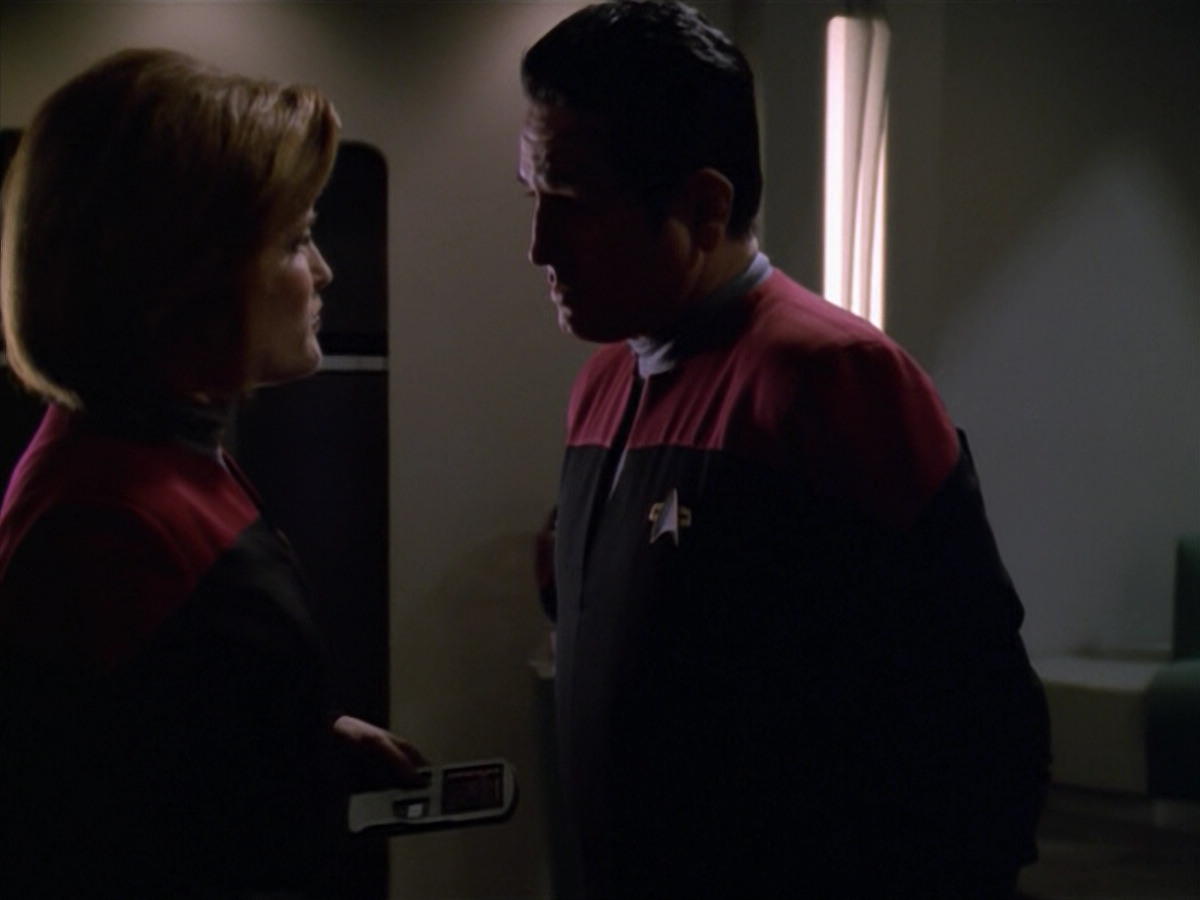 extant_StarTrek_VOY_5x13-Gravity_02353.jpg