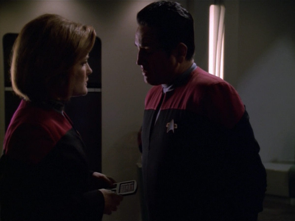extant_StarTrek_VOY_5x13-Gravity_02357.jpg