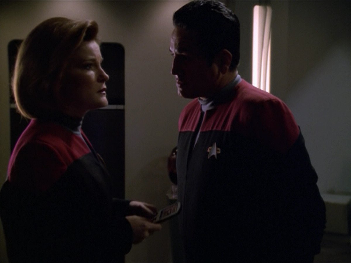 extant_StarTrek_VOY_5x13-Gravity_02363.jpg