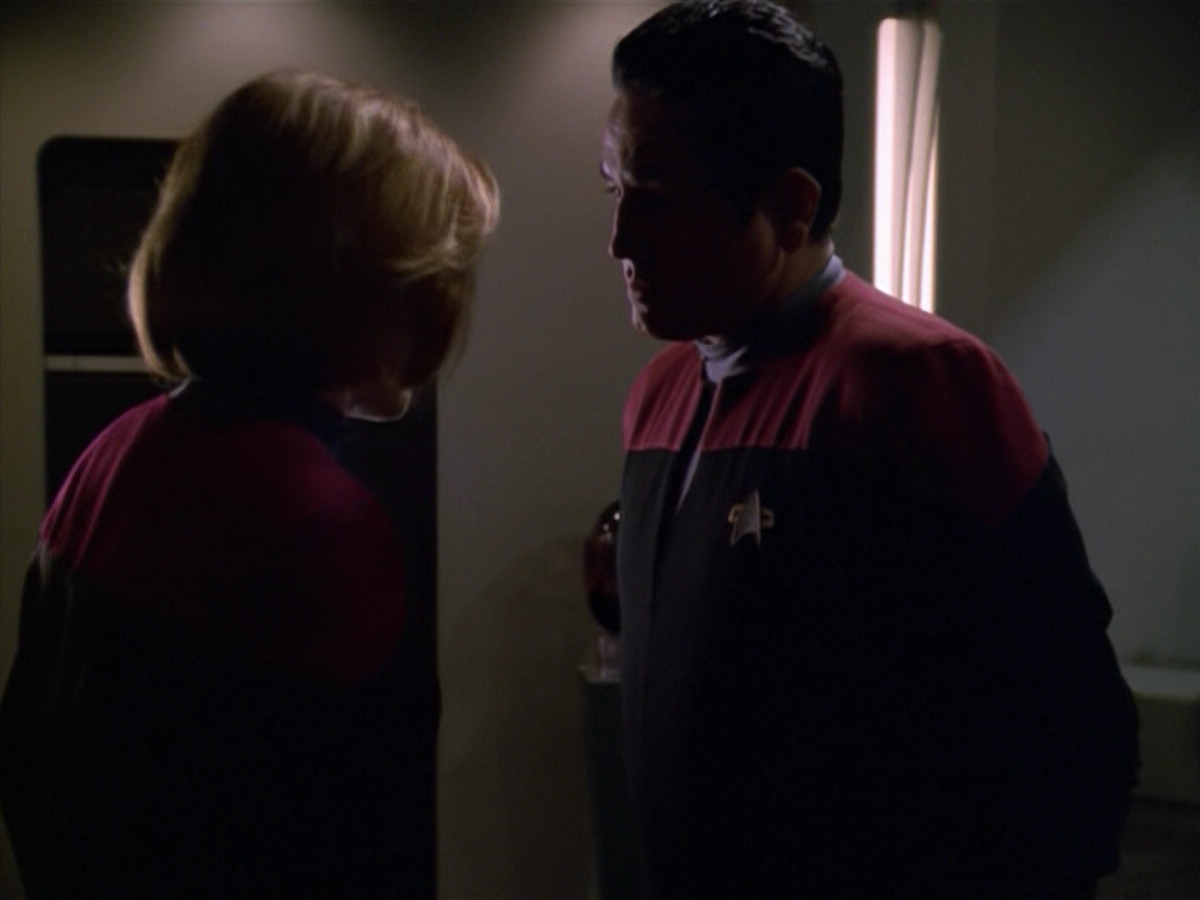 extant_StarTrek_VOY_5x13-Gravity_02365.jpg