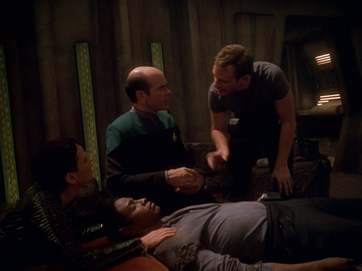 extant_StarTrek_VOY_5x13-Gravity_02434.jpg