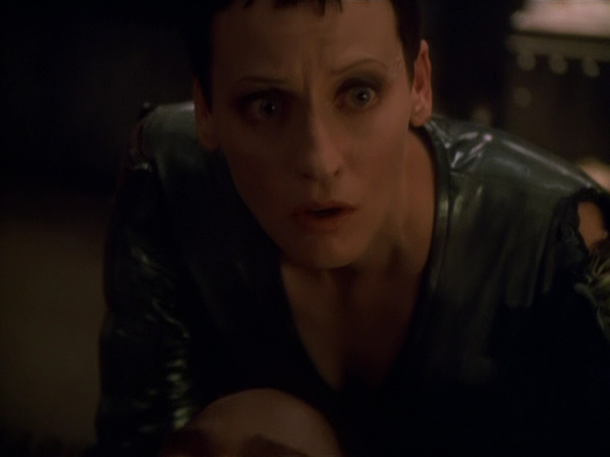 extant_StarTrek_VOY_5x13-Gravity_02446.jpg
