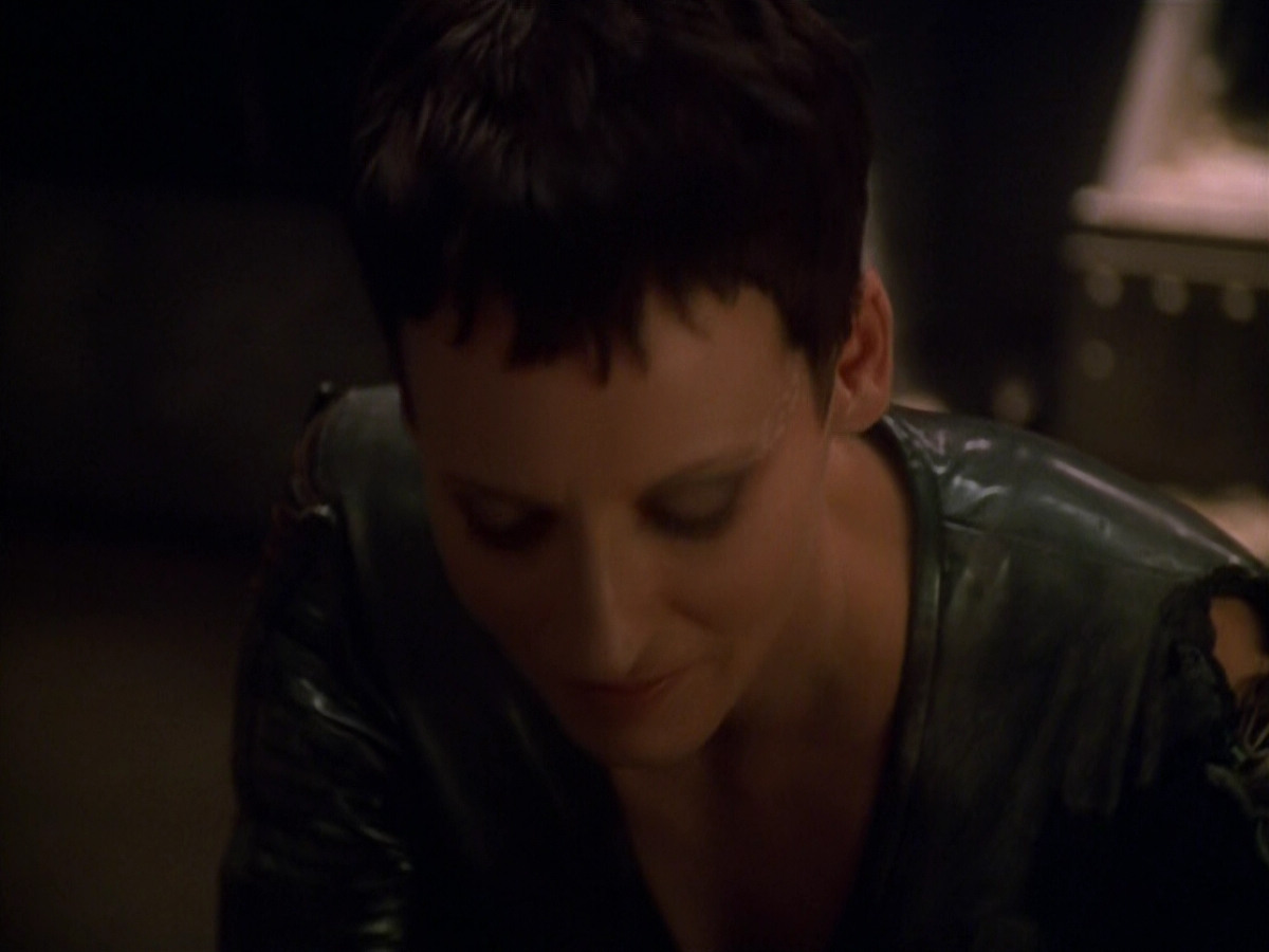 extant_StarTrek_VOY_5x13-Gravity_02452.jpg